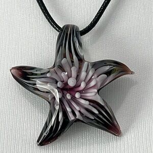Vintage Murano Glass Starfish Necklace Pendant with Glossy Finish. 2”x 2”.
22”